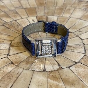 SWAROVSKI Bracelet Leather Strap Watch Style